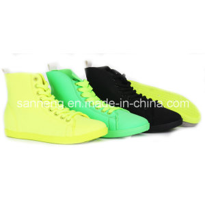 PVC Injection High-Cut Shoes New Bright Color for Girl/Women (SNC-49009)